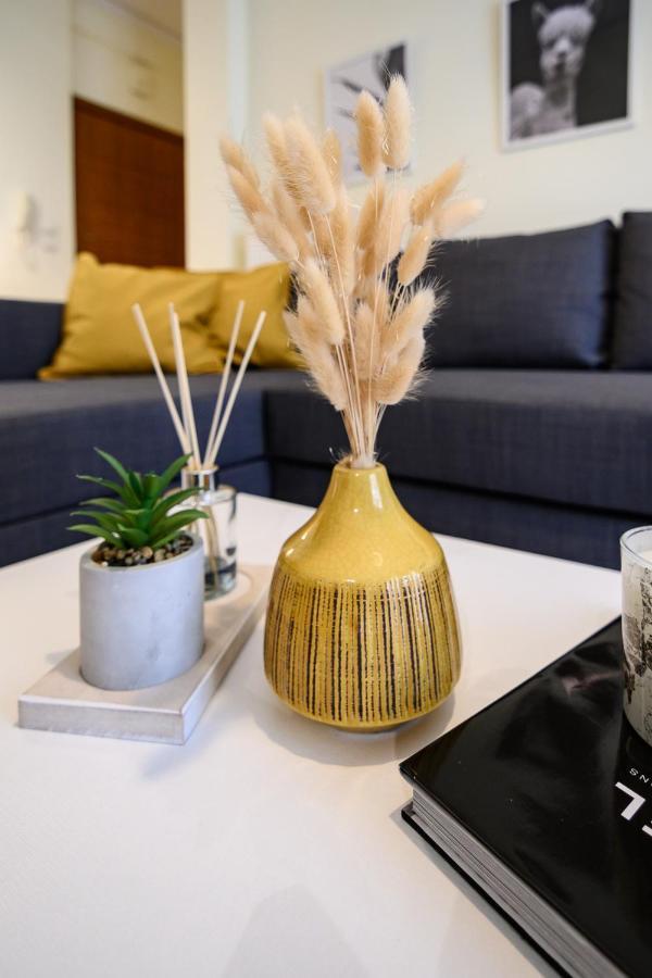 Yellow Fresh Apartment-City Center Alexandroúpoli Eksteriør bilde