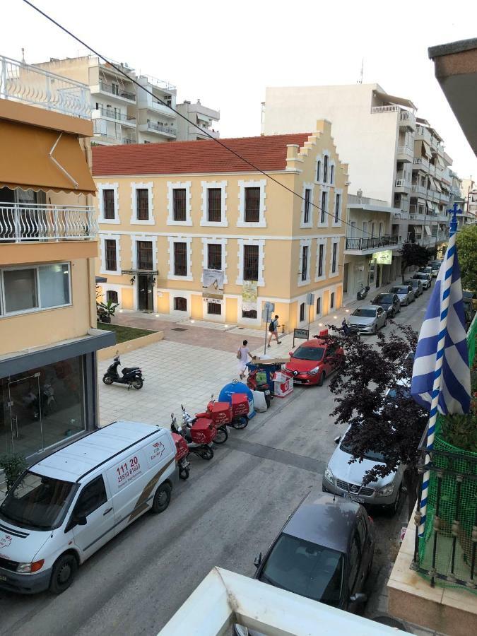 Yellow Fresh Apartment-City Center Alexandroúpoli Eksteriør bilde